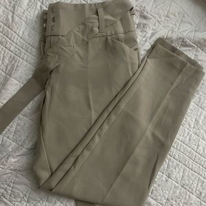 *NEVER WORN*  Women’s Cream Slacks